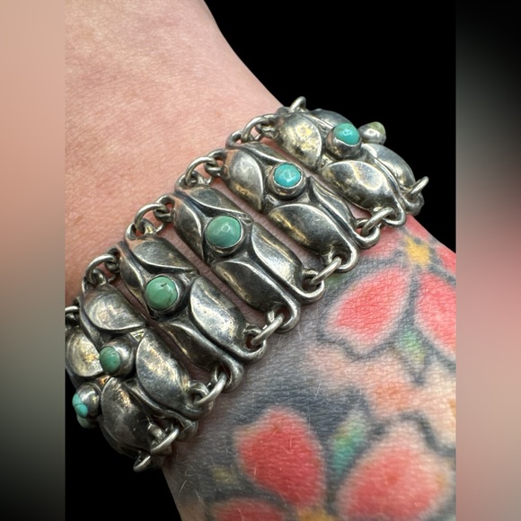 Vintage 1940’s Sterling Silver Mexico Turquoise Shadowbox Link Bracelet 39 grams - Picture 2 of 7